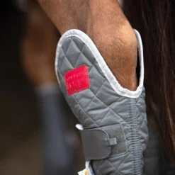 2022 Equilibrium Hind & Hock Magnetic Chaps EQB1186 - Grey -Ariat Shop 1852 202220Equilibrium20Hind2020Hock20Magnetic20Chaps20EQB118620 20Grey20Close20Up202.700x700