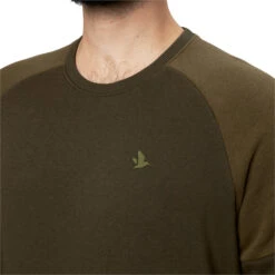 2023 Seeland Mens Cross Sweatshirt 150207822 - Pine Green -Ariat Shop 202320Seeland20Mens20Cross20Sweatshirt2015020782220 20Pine20Green20Close20Up.700x700