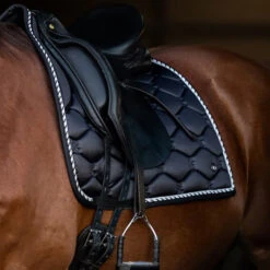 2023 PS Of Sweden Signature Dressage Saddle Pad 1110-040 - Black Colour Black -Ariat Shop 5641 202220PS20Of20Sweden20Signature20Dressage20Saddle20Pad201110 04020 20Black20Lifestyle201.700x700