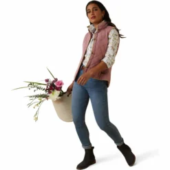 2023 Ariat Womens Woodside 2.0 Vest 10043456 - Nostalgia Rose Colour Nostalgia Rose -Ariat Shop 5889 10043456 full.700x700
