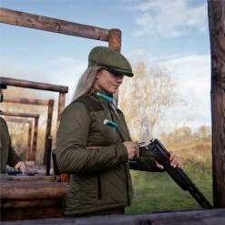 2023 Harkila Womens Ailsa Quilt Jacket 100124329 - Willow Green -Ariat Shop 6685 202320Harkila20Womens20Ailsa20Quilt20Jacket2010012432920 20Willow20Green20Lifestyle203.700x700