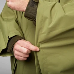 2023 Seeland Taxus Rain Poncho 1002189 - Martini Olive -Ariat Shop 6849 202320Seeland20Mens20Taxus20Rain20Poncho20100218920 20Martini20Olive205.700x700